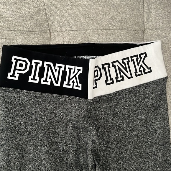 Victoria’s secret pink leggings - Picture 2 of 4